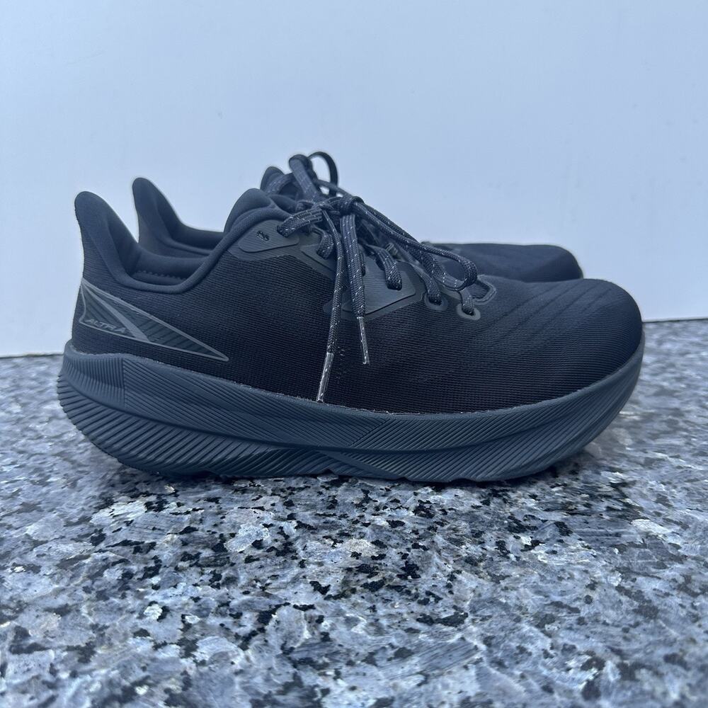 Altra Experience Flow Women's Size 8.5 Black Running Shoes ALOA85NW001